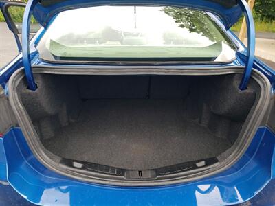 2017 Ford Fusion SE   - Photo 11 - Madison, OH 44057