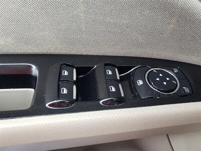 2017 Ford Fusion SE   - Photo 33 - Madison, OH 44057