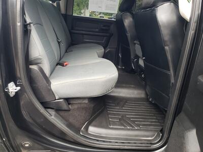 2015 RAM 1500 Express - Photo 16 - Madison, OH 44057