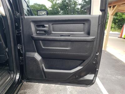 2015 RAM 1500 Express - Photo 13 - Madison, OH 44057
