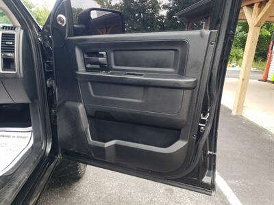 2015 RAM 1500 Express - Photo 12 - Madison, OH 44057