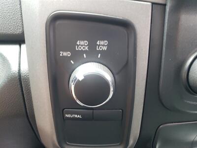 2015 RAM 1500 Express - Photo 17 - Madison, OH 44057