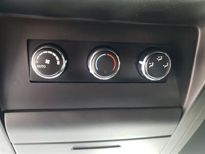 2017 Dodge Grand Caravan GT - Photo 32 - Madison, OH 44057