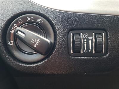 2017 Dodge Grand Caravan GT - Photo 30 - Madison, OH 44057