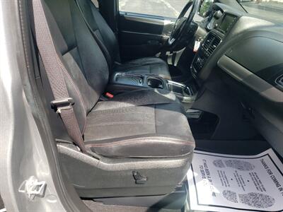2017 Dodge Grand Caravan GT - Photo 15 - Madison, OH 44057