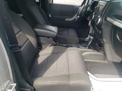 2012 Jeep Wrangler Sahara   - Photo 15 - Madison, OH 44057