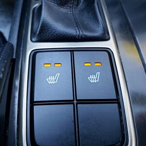 2013 Hyundai Azera - Photo 18 - Madison, OH 44057