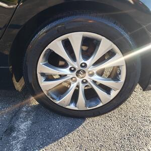 2013 Hyundai Azera - Photo 37 - Madison, OH 44057