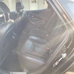 2013 Hyundai Azera - Photo 9 - Madison, OH 44057