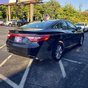 2013 Hyundai Azera - Photo 4 - Madison, OH 44057
