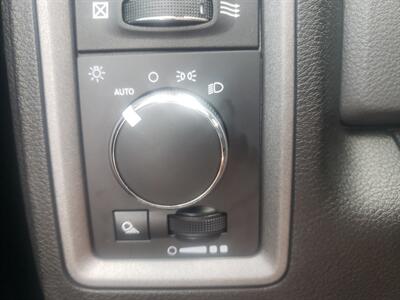 2019 RAM 1500 Classic Express - Photo 26 - Madison, OH 44057