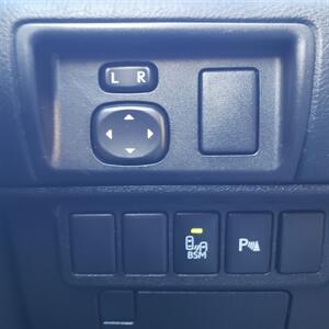 2013 Lexus ES 350 - Photo 34 - Madison, OH 44057