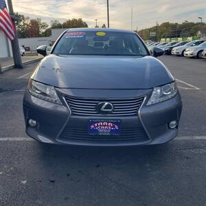 2013 Lexus ES 350 - Photo 2 - Madison, OH 44057