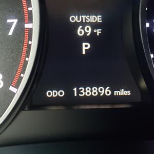 2013 Lexus ES 350 - Photo 33 - Madison, OH 44057