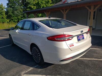 2017 Ford Fusion SE - Photo 6 - Madison, OH 44057