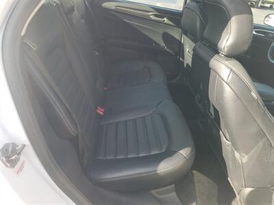 2017 Ford Fusion SE - Photo 19 - Madison, OH 44057