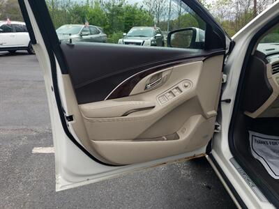 2014 Buick LaCrosse Premium I - Photo 12 - Madison, OH 44057
