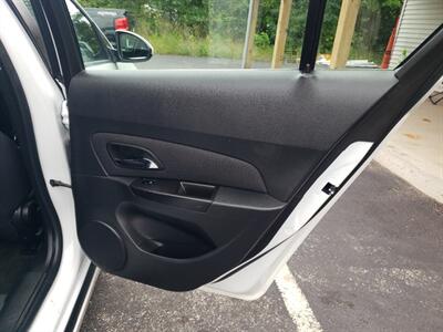 2012 Chevrolet Cruze LT Fleet   - Photo 14 - Madison, OH 44057