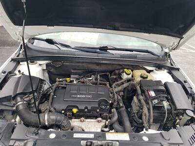 2012 Chevrolet Cruze LT Fleet   - Photo 27 - Madison, OH 44057