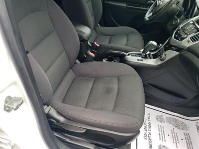 2012 Chevrolet Cruze LT Fleet   - Photo 15 - Madison, OH 44057