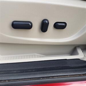 2016 Ford Escape Titanium   - Photo 36 - Madison, OH 44057