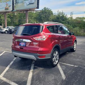 2016 Ford Escape Titanium   - Photo 4 - Madison, OH 44057