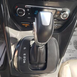 2016 Ford Escape Titanium   - Photo 22 - Madison, OH 44057