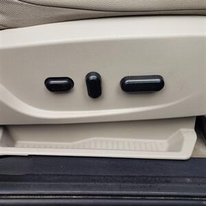 2016 Ford Escape Titanium   - Photo 38 - Madison, OH 44057