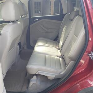 2016 Ford Escape Titanium   - Photo 10 - Madison, OH 44057