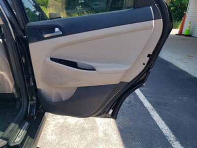 2016 Hyundai Tucson Limited - Photo 14 - Madison, OH 44057