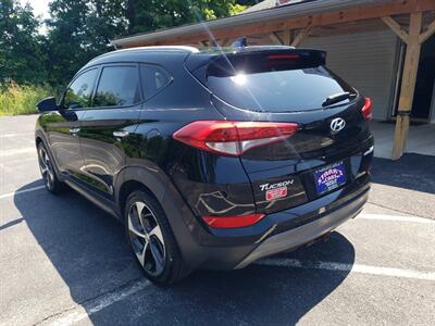 2016 Hyundai Tucson Limited - Photo 6 - Madison, OH 44057