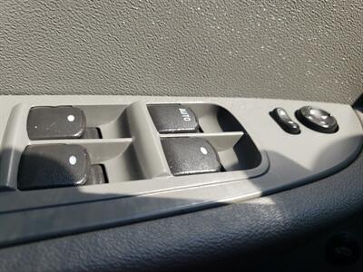 2012 Chevrolet Malibu LT   - Photo 30 - Madison, OH 44057