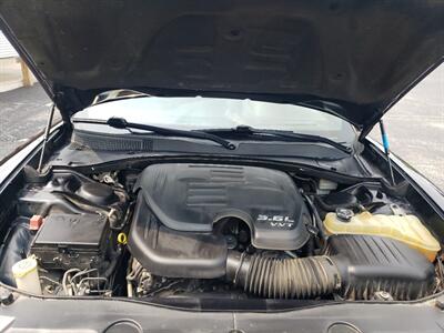 2011 Dodge Charger SE - Photo 29 - Madison, OH 44057