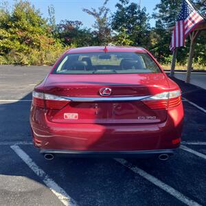 2014 Lexus ES 350 - Photo 5 - Madison, OH 44057
