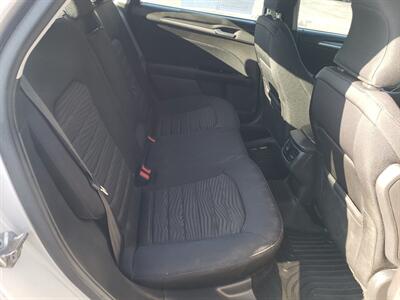 2016 Ford Fusion SE - Photo 17 - Madison, OH 44057