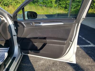 2016 Ford Fusion SE - Photo 13 - Madison, OH 44057