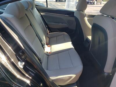 2018 Hyundai Elantra SEL - Photo 17 - Madison, OH 44057