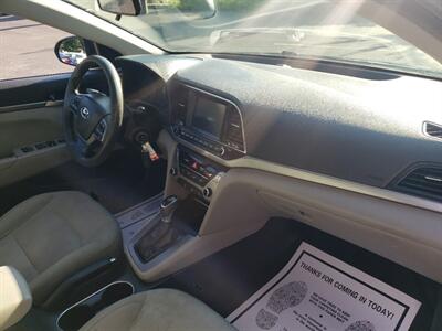2018 Hyundai Elantra SEL - Photo 16 - Madison, OH 44057