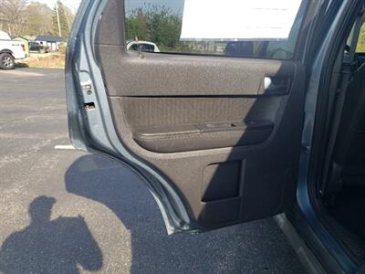 2012 Ford Escape Limited - Photo 33 - Madison, OH 44057