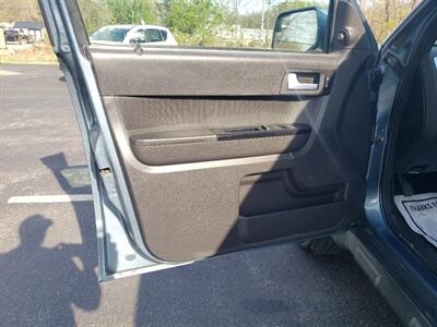 2012 Ford Escape Limited - Photo 34 - Madison, OH 44057