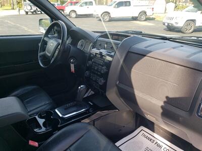 2012 Ford Escape Limited - Photo 29 - Madison, OH 44057