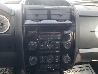 2012 Ford Escape Limited - Photo 23 - Madison, OH 44057