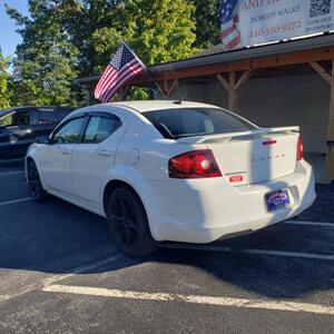 2014 Dodge Avenger SE - Photo 6 - Madison, OH 44057