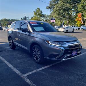 2019 Mitsubishi Outlander ES - Photo 3 - Madison, OH 44057