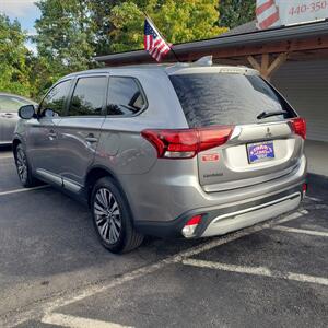2019 Mitsubishi Outlander ES - Photo 6 - Madison, OH 44057