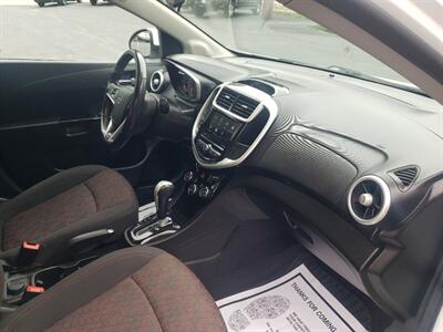 2019 Chevrolet Sonic LT Auto - Photo 16 - Madison, OH 44057