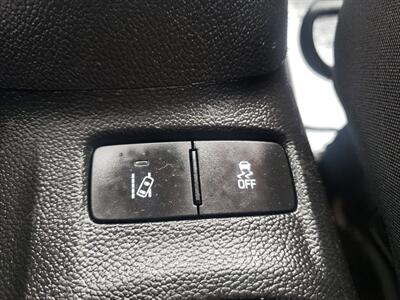 2019 Chevrolet Sonic LT Auto - Photo 18 - Madison, OH 44057