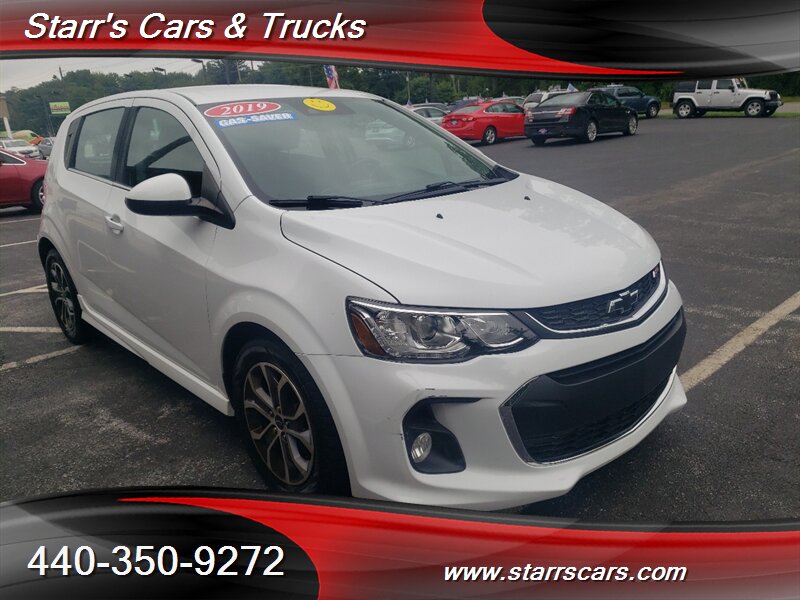 2019 Chevrolet Sonic LT Auto   - Photo 1 - Madison, OH 44057
