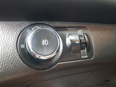 2019 Chevrolet Sonic LT Auto - Photo 27 - Madison, OH 44057