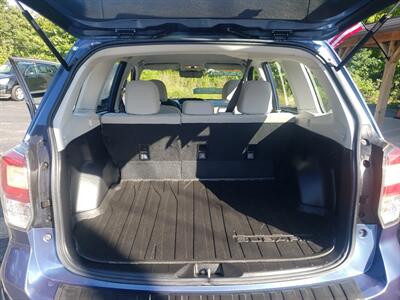 2017 Subaru Forester 2.5i   - Photo 10 - Madison, OH 44057